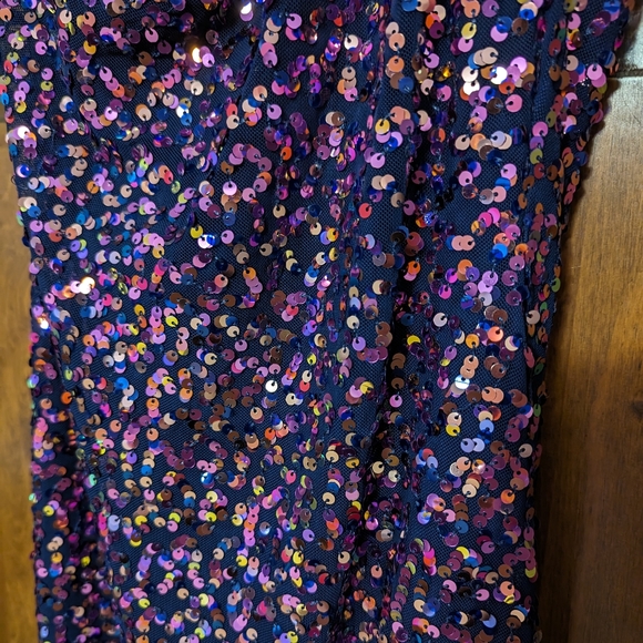 Short Purple homecoming dress - Sequins - one shoulder - medium - form fitting - Picture 6 of 11